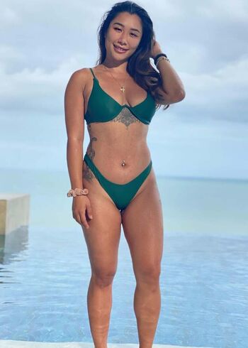 Dee nguyen image
