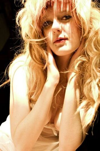 Deemonica asmr image