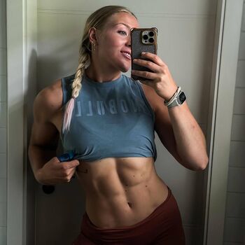 Delia schweizer image