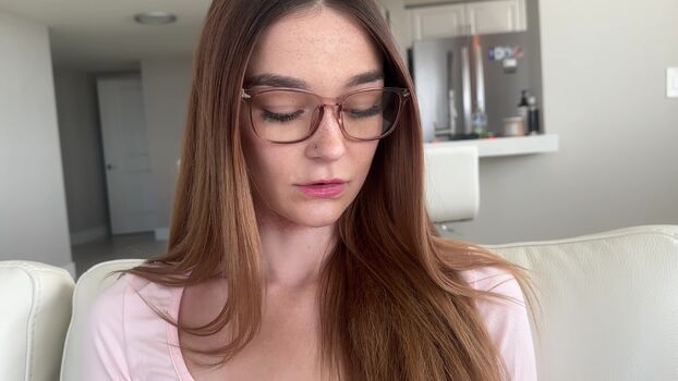 Della cate page 4 image