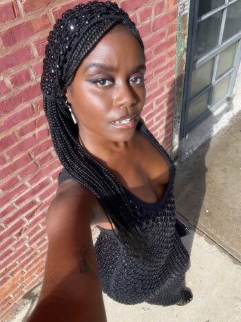 Denee benton image