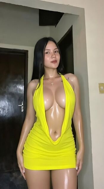 Denisse noemi roa page 3 image