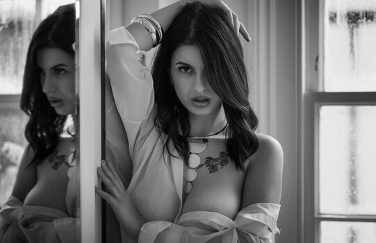 Denyssa e page 2 image