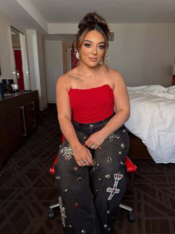 Deonna purrazzo image