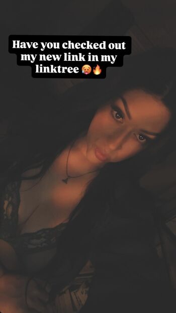 Devilkissgigi image