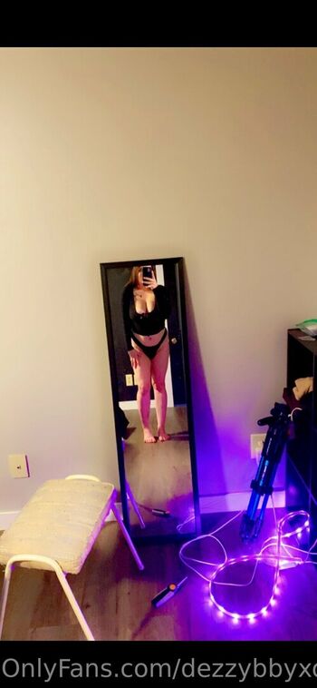 dezzybbyxoxo