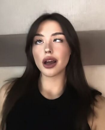 Diana gubogloo image