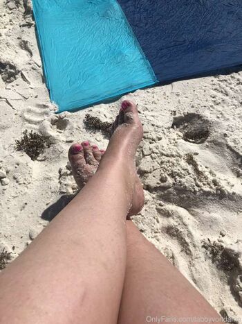 Dick gobbler tabby image