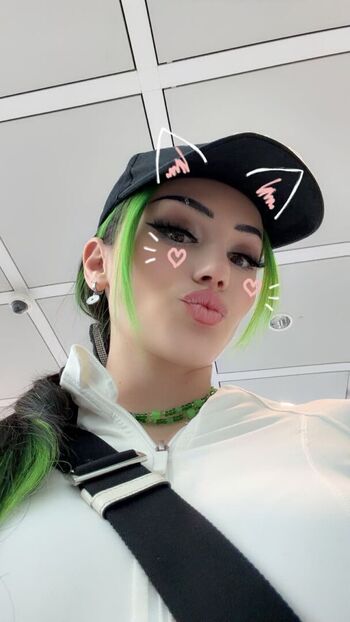 Dilaraa page 2 image