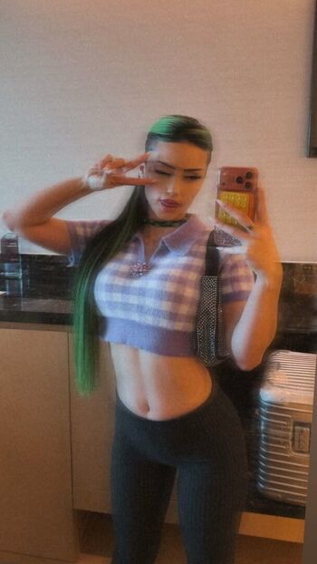 Dilaraa page 2 image