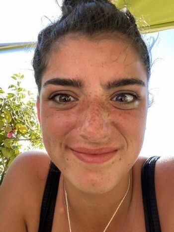 Dixie d amelio page 2 image