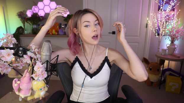 Dizzykitten image