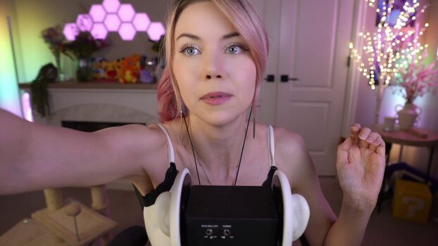 Dizzykitten image