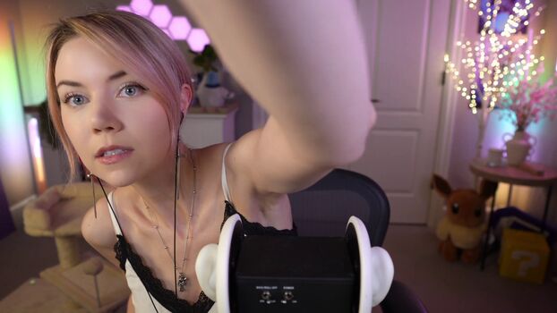 Dizzykitten image