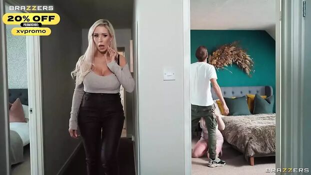 Dj tania amazon image