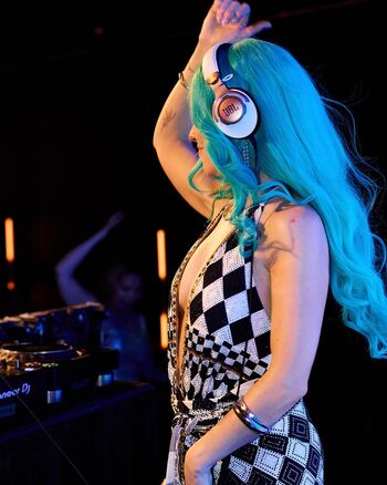Dj tigerlily image