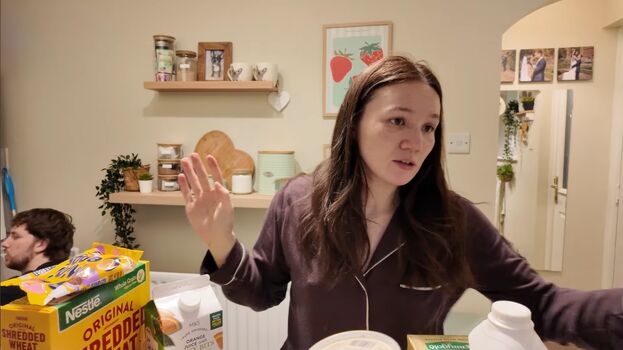 Double take reacts image