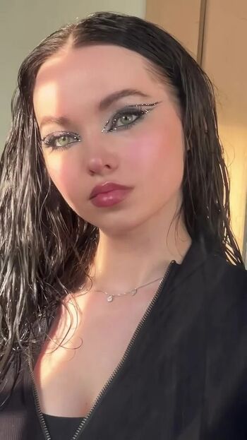 Dove cameron page 9 image