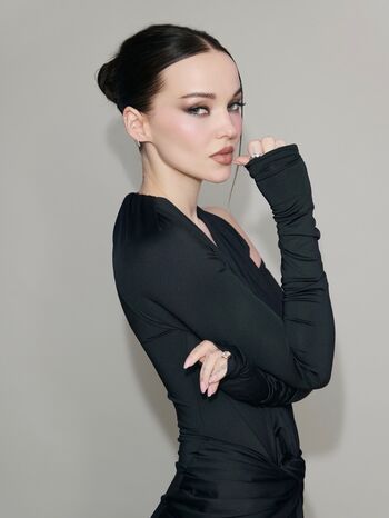 Dove cameron page 3 image