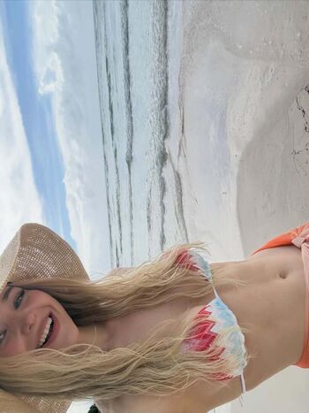 Dove cameron page 2 image