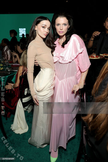 Dove cameron page 2 image