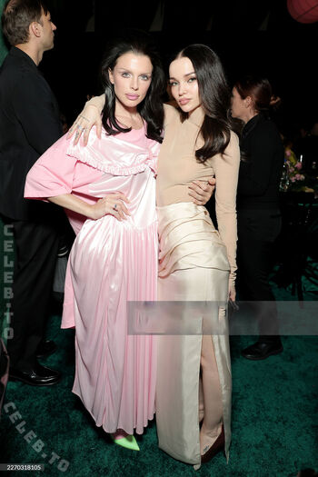 Dove cameron page 2 image