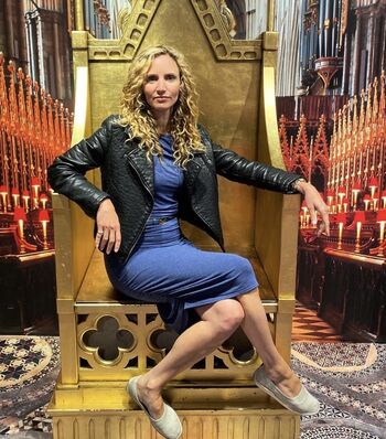 Dr suzannah lipscomb image