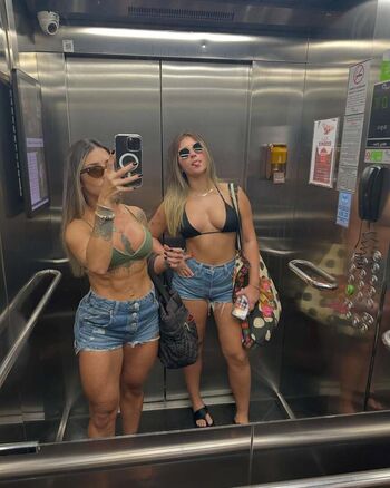 Dra thatiane oliveira image