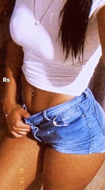 Eduarda vianna image