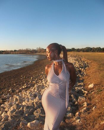 Efosi mo ef0si image