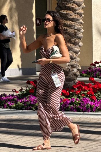 Eiza gonzalez 1 page 6 image