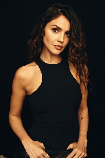 Eiza gonzalez 1 page 4 image