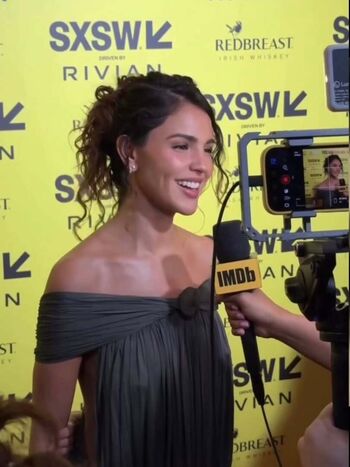 Eiza gonzalez 1 page 3 image