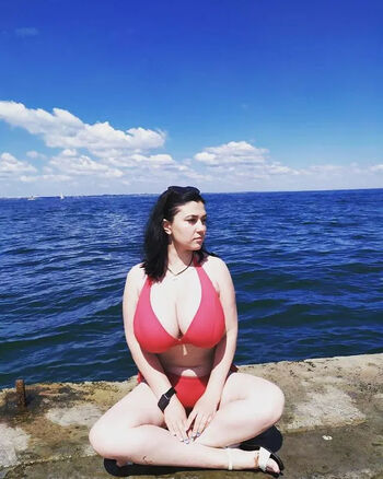 Ekaterina z page 2 image