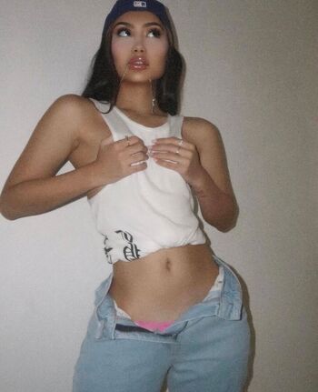 Elara777 1 image