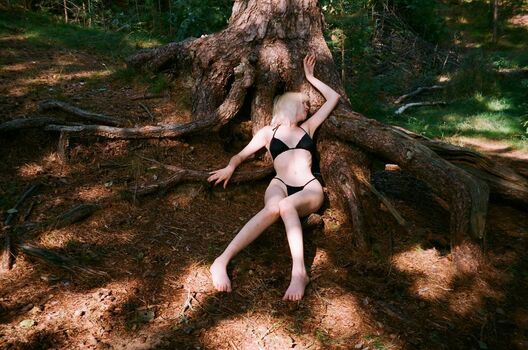 Electric blonde image