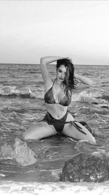 Elena deligioz image