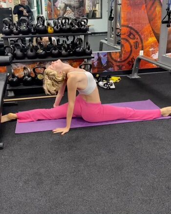 Elena kampouris page 2 image