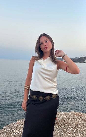 Elena moya page 2 image