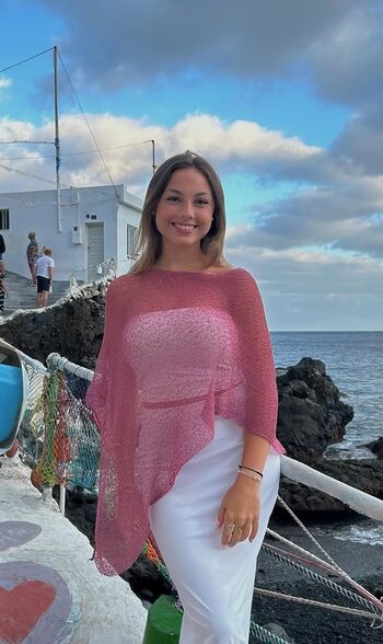 Elena moya page 2 image