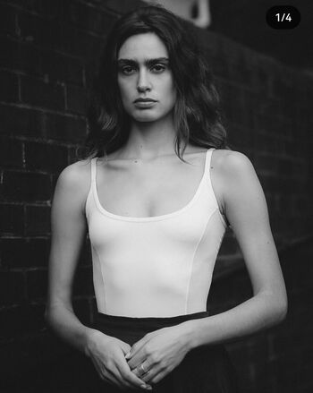 Elena urdiales image