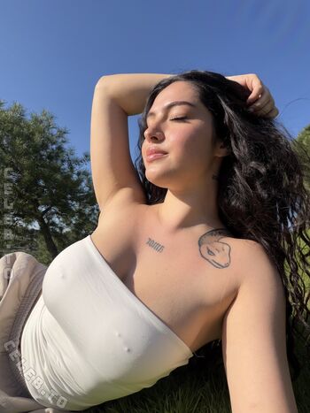 Elenalexis image