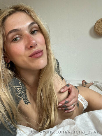 Elin varena van beeck image