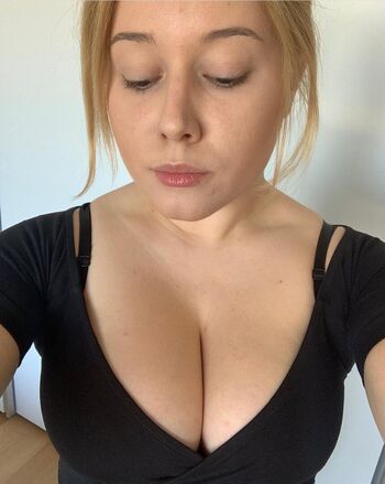 Elisa menichetti image