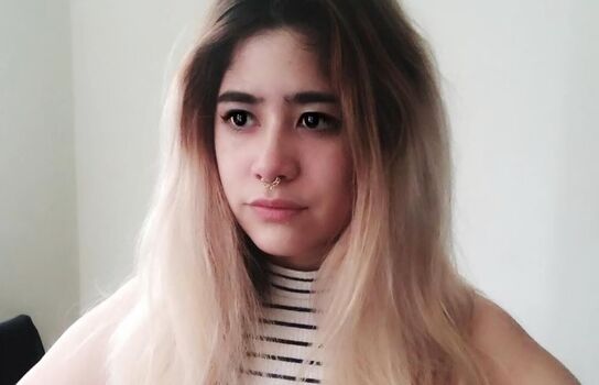 Elise asmr elise tran elise s garden image