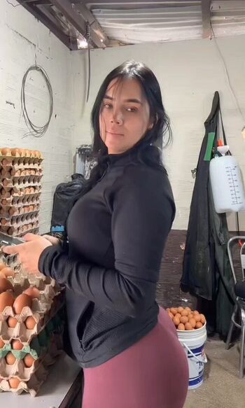 Elizabeth lopez image