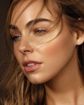 Elizabeth turner image