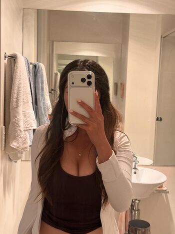 Elizabethxpang image