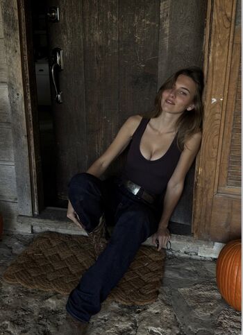 Ella kernkamp image