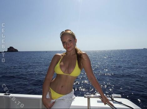 Elle botterill image